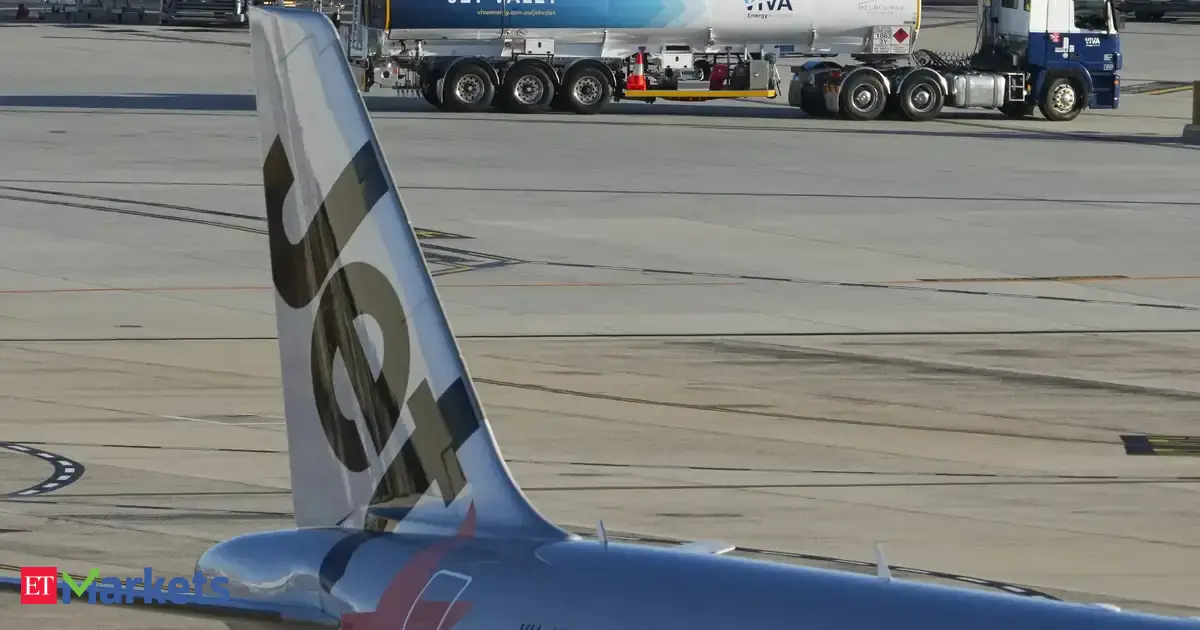 JetBlue flags higher fuel costs as Iran conflict drags on
