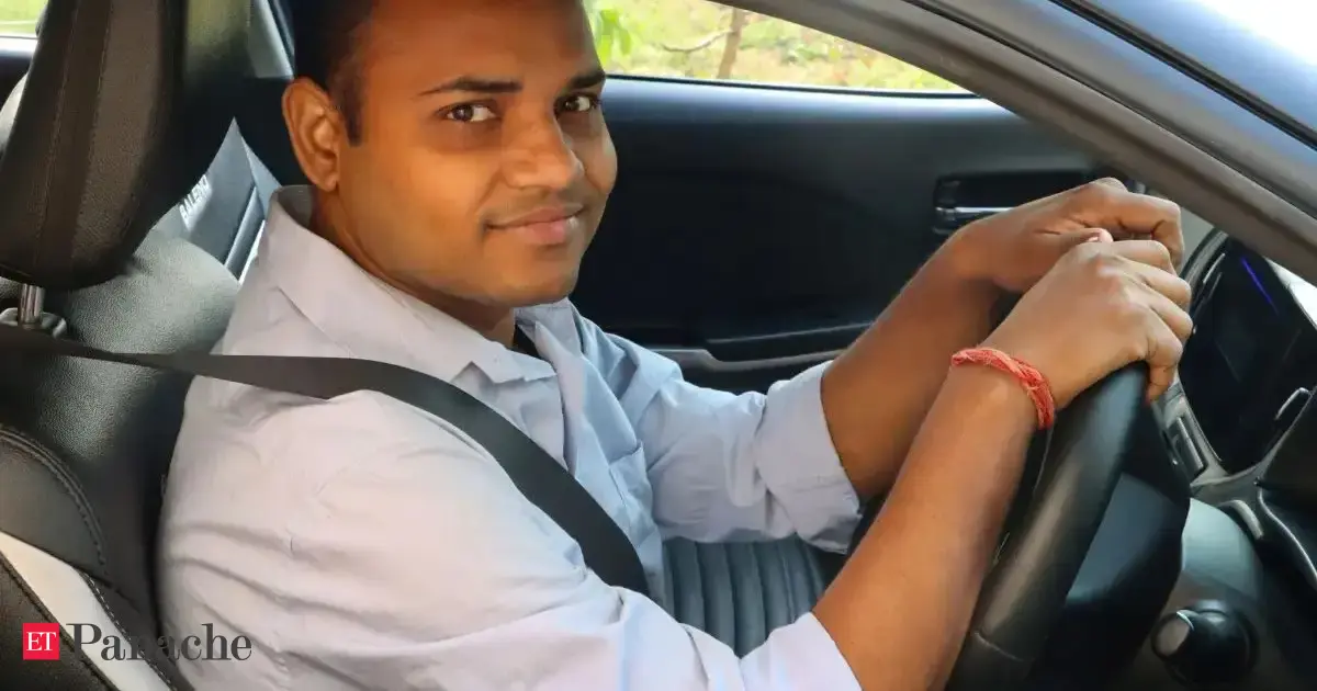 'I earn Rs 2 lakh a month': Engineer cab driver's answer leaves ...