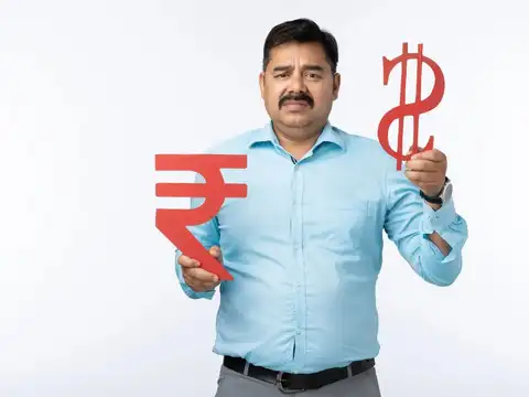 Prepaying a lump sum when the rupee is weak? Think twice