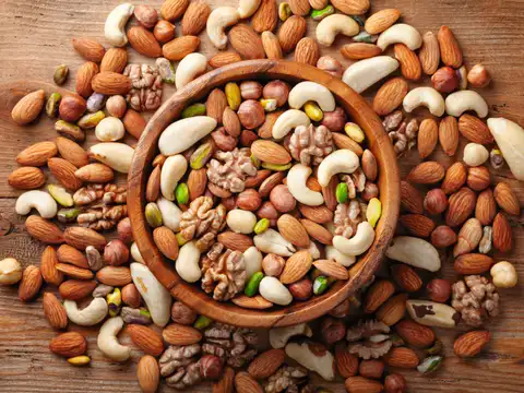 Nuts can quietly increase calories