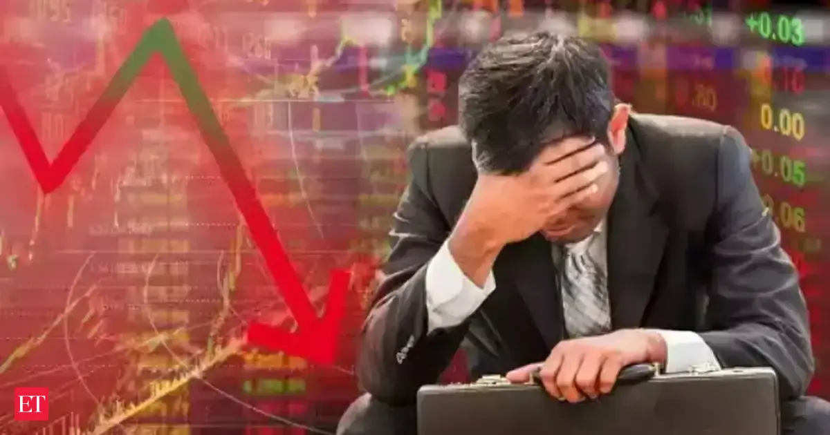 Why is the US stock market down today? Dow Jones, S&P 500 and Nasdaq crash big as strong jobs report, risi