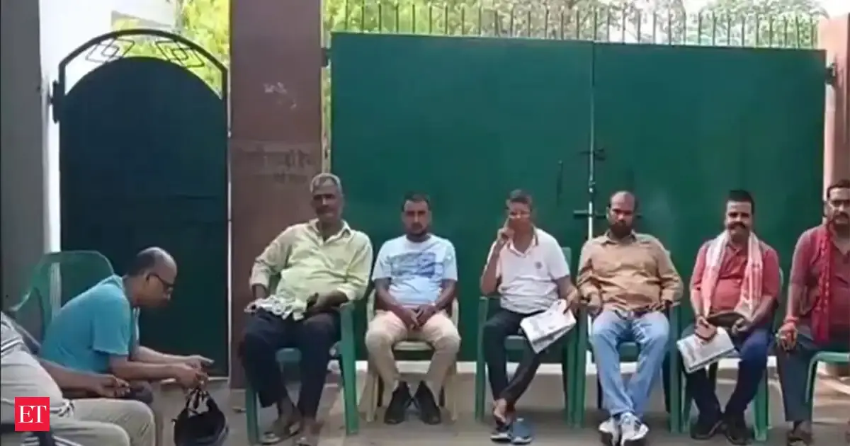 https://img.etimg.com/thumb/msid-131564318,width-1200,height-630,imgsize-81320,overlay-economictimes/articleshow.jpg
