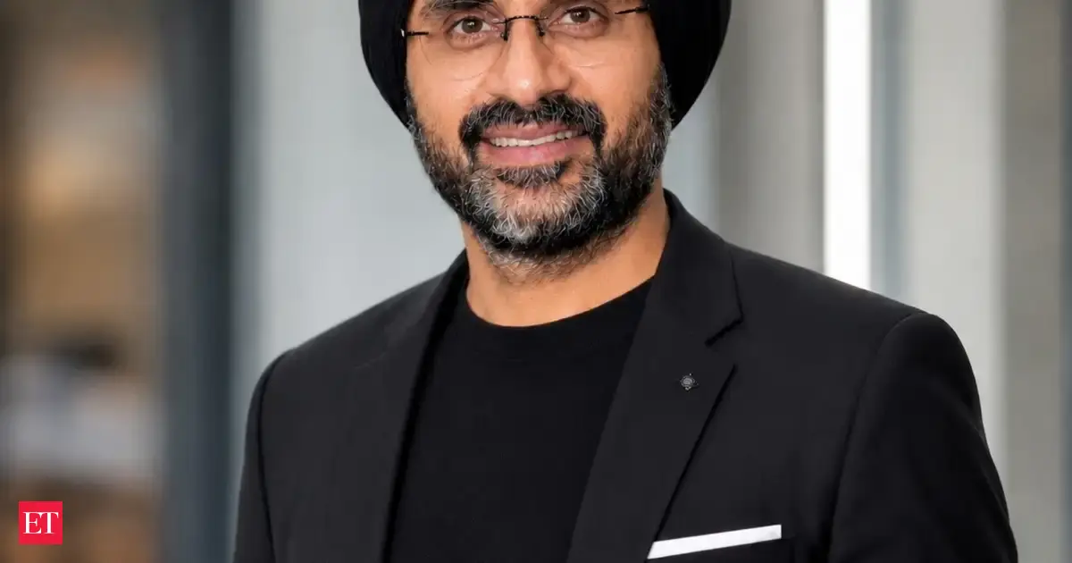 Zee appoints Tejkarran Singh Bajaj as Zee5 India business head