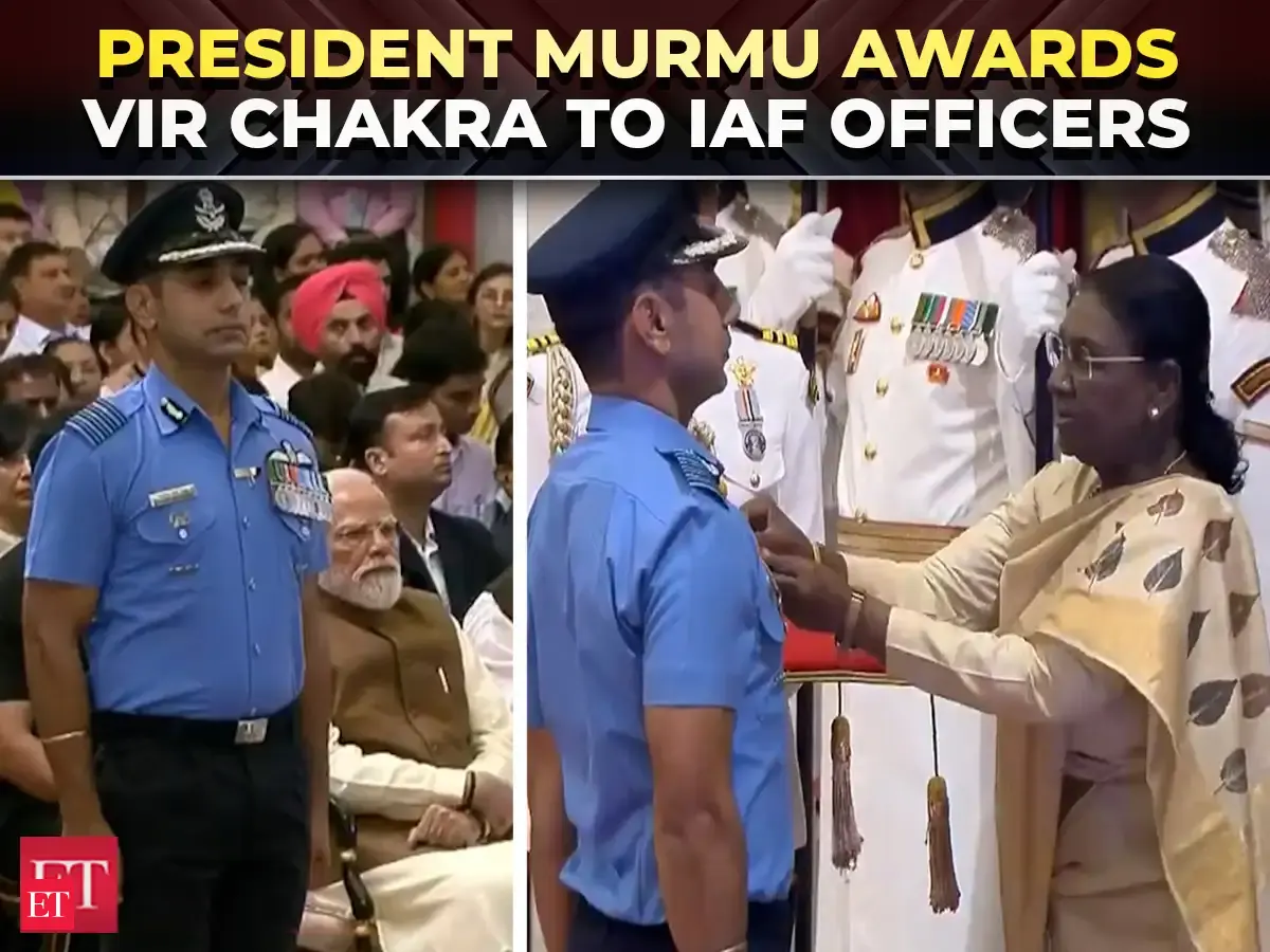 President Murmu awards Vir Chakra to IAF officers for braver