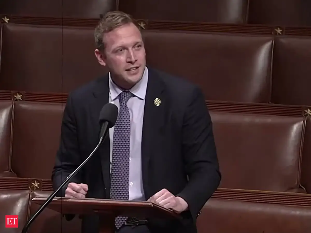'Hezbollah bu*chers you like to hang out with…': Miller & Tl