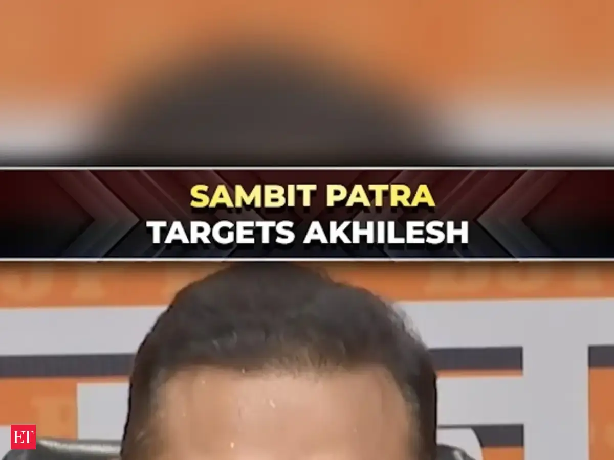“Akhilesh ji bahut takleef mein baithe hue the…” B