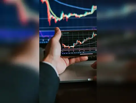 ​Key selling shareholders:
