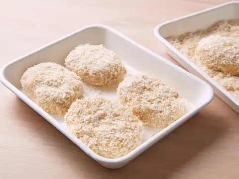 Make crunchy homemade breadcrumbs