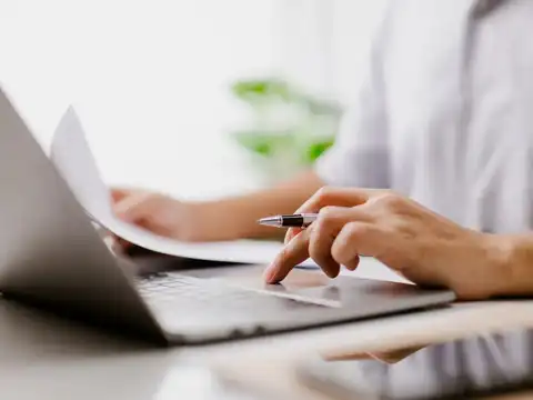 Previous employer hasn't updated your exit date? Here's what to do