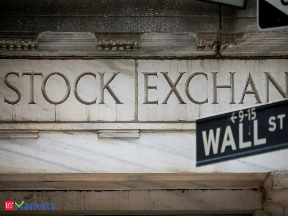 US stocks: US market ends up on Iran war peace deal hopes, SpaceX's historic debut