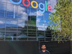No IIT, IIM. Bengaluru techie&rsquo;s family once lived in a single room in Mumbai slum. Viral post shares how he landed a Rs 30 LPA job and later worked at Google