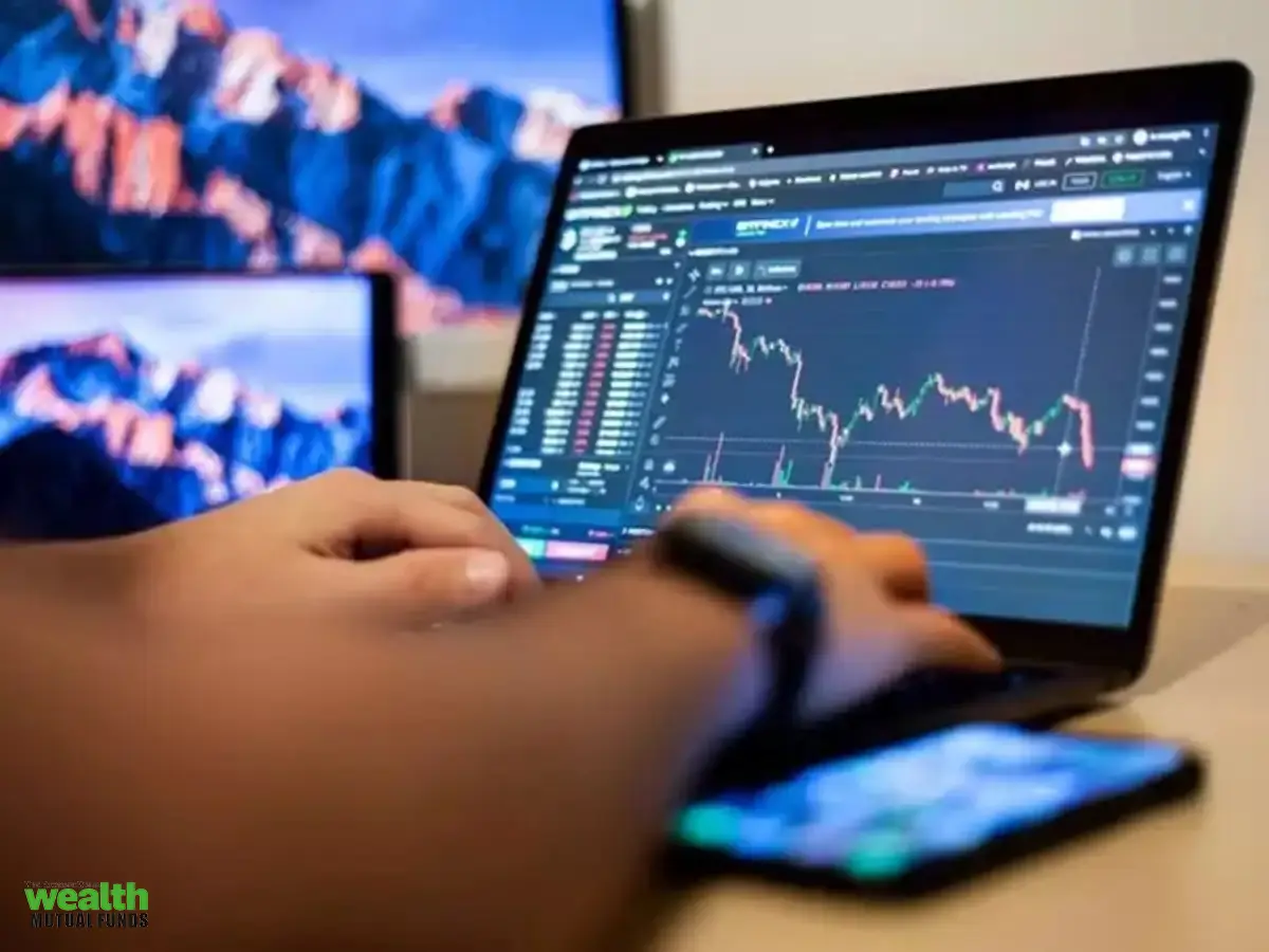 https://img.etimg.com/thumb/msid-131715821,width-1200,height-900,overlay-etwealthmutualfunds/slideshow.jpg