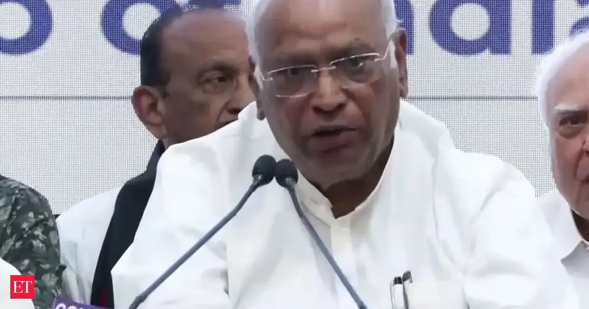 Modi government has belittled India's global standing and sovereignty: Mallikarjun Kharge