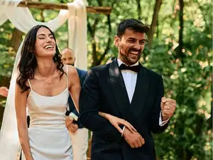 Quote of the day by George Bernard Shaw: &lsquo;Marriage is an alliance entered into by a man who can't sleep with the window shut..&rsquo; ; lessons on marriage being a compromise from celebrated British playwright