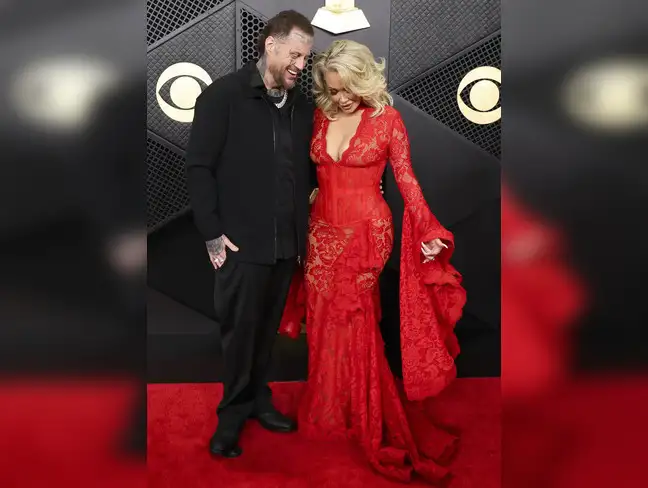 Who is Bunnie XO? Meet Jelly Roll’s wife, podcast host and former