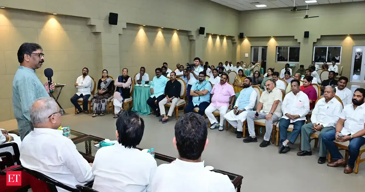 Jharkhand Rajya Sabha poll NDA moves MLAs to hotel; INDIA Bloc meets at CM house