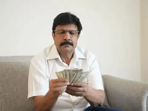 What benefits are available under EPS-95?