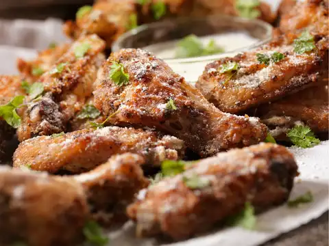 Air- fried chicken wings
