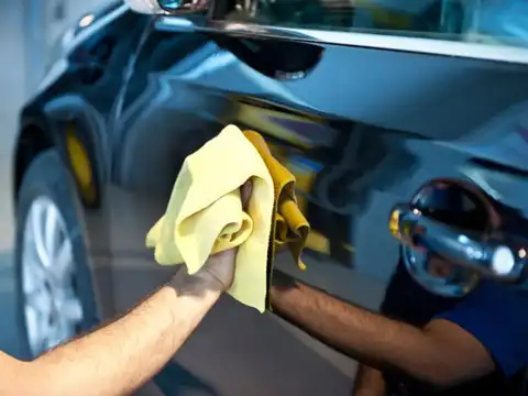 Make A DIY Car Dusting & Cleaning Kit