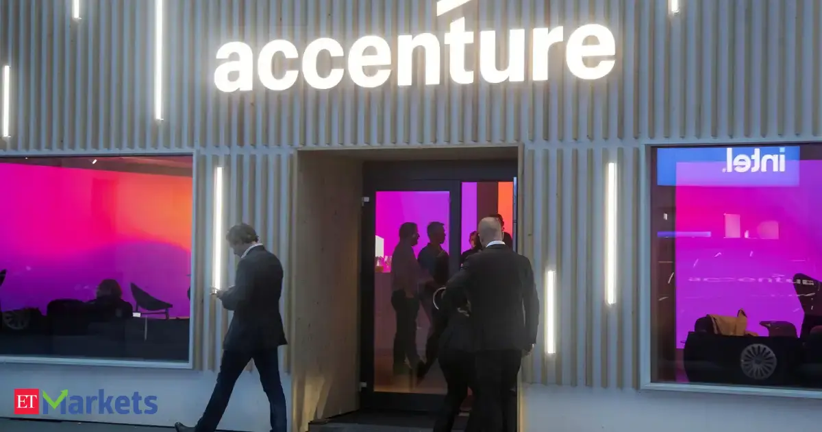 Accenture cuts revenue outlook, stock crashes 11% in pre-market trading