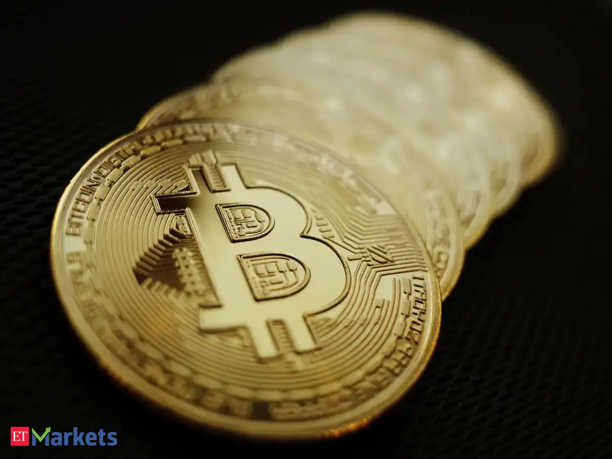 Bitcoin remains resilient at $63,600 amid steady ETF inflows and institutional buying