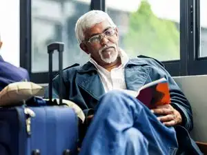 Ex-Goldman Sachs employee met a 78-year-old man on a flight alone. The reason he was travelling alone left him speechless