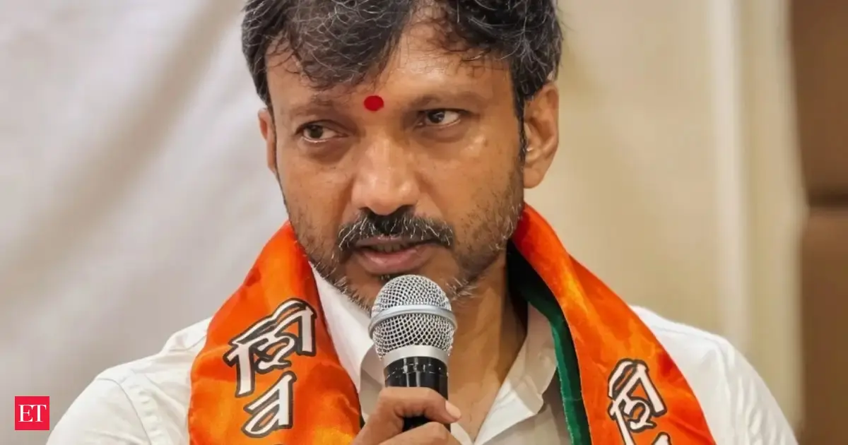 Omprakash Raje Nimbalkar, MP from UBT camp, joins Shinde-led Shiv Sena