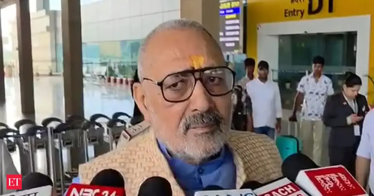 'TMC almost destroyed Bengal through looting': Giriraj Singh backs PM Modi, claims 'second independence' u