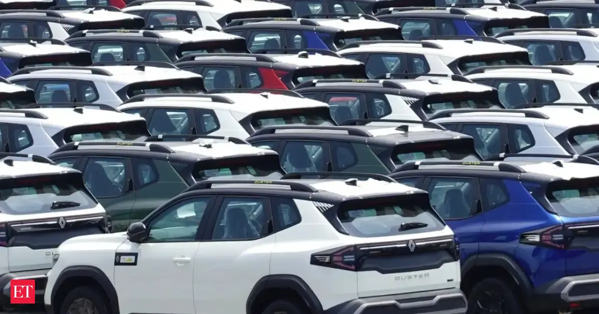 Renault ships 1st batch of India-made Duster SUVs 