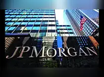 JPMorgan Flags IT Risks, Cuts Revenue Estimates