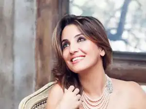 Amitabh Bachchan&rsquo;s co-star left Bollywood after just seven years. Today, she earns more than Rs 120 crore per year