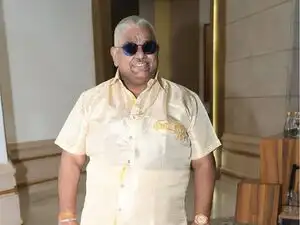 Once, he washed dishes for a living. Today, he is a Padma Shri winner and entered world records for cooking 617 dishes in a day. Who is Chef Damu?