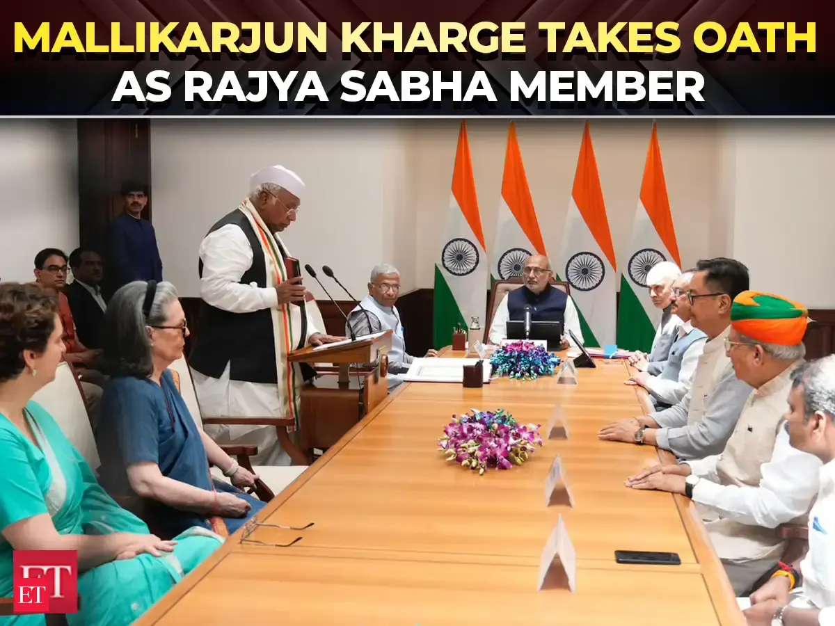 Congress president Mallikarjun Kharge ta...