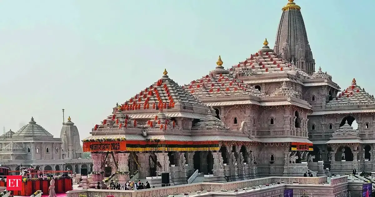 https://img.etimg.com/thumb/msid-132066585,width-1200,height-630,imgsize-270426,overlay-economictimes/articleshow.jpg