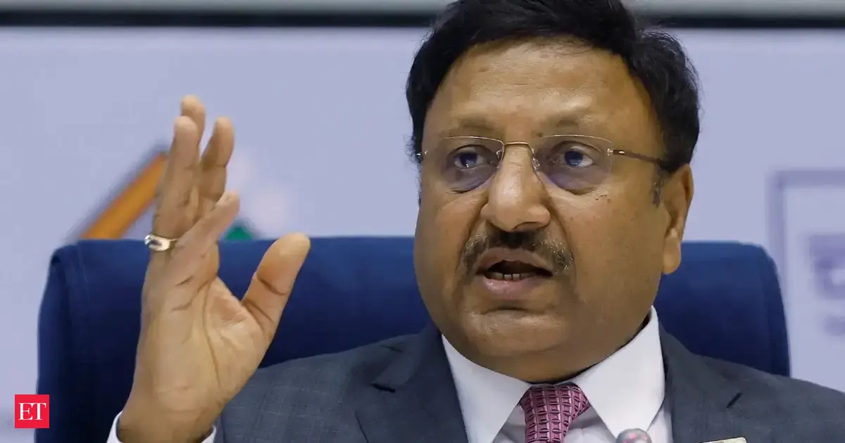 Hdfc Bank Appoints Former Financial Services Secretary Rajiv Kumar As New Non Executive Chairman