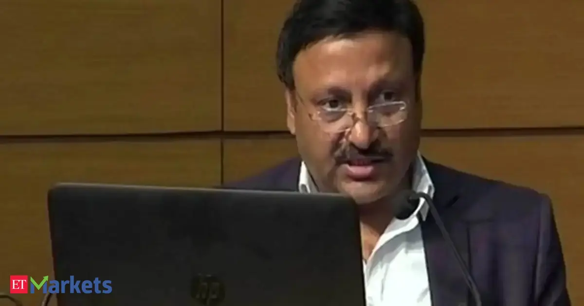 L’ancien secrétaire des services financiers Rajiv Kumar est nommé président à temps partiel de la HDFC Bank