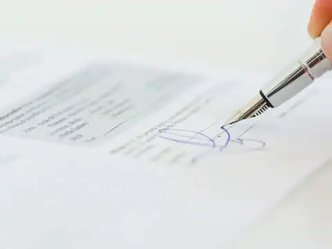 Ground #2: The signature is fake. The Will is forged
