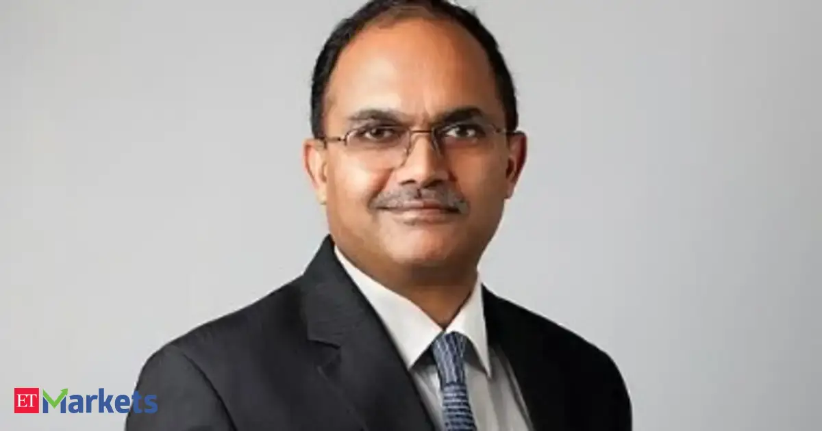Macro headwinds are behind us; largecaps poised to outperform: Prashant Jain