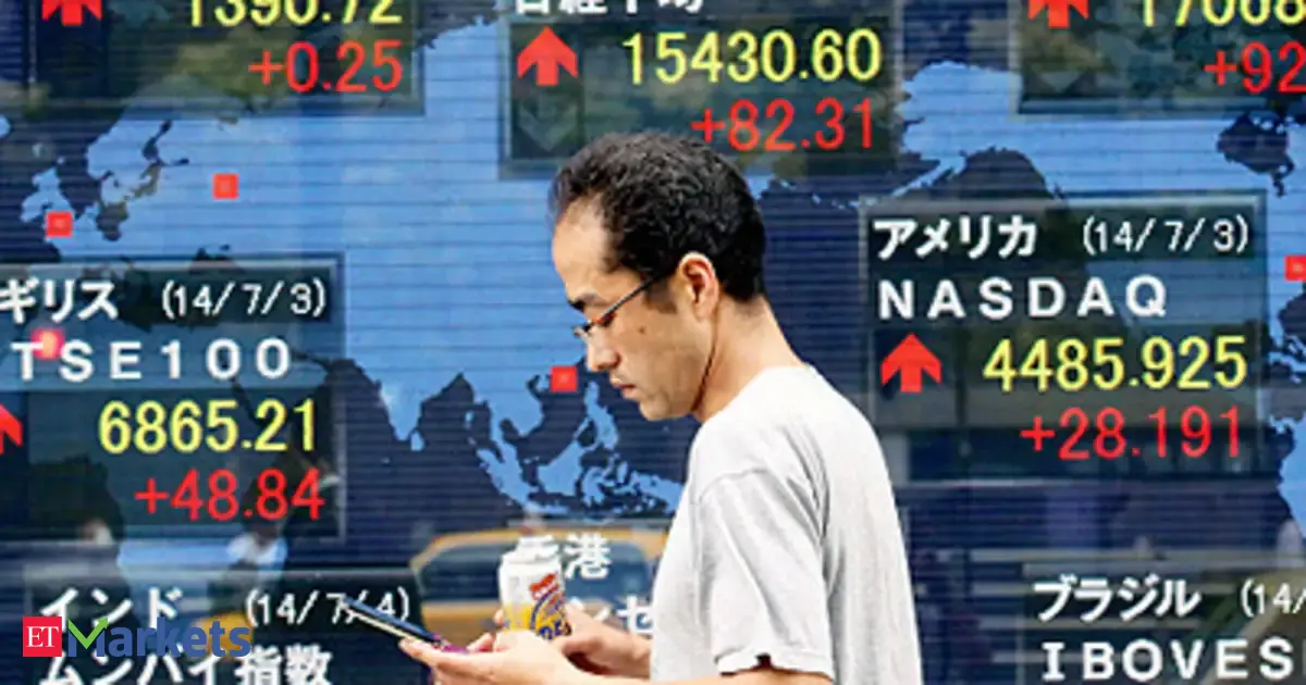 Japanese stocks hit by biggest foreign weekly selloff since March as tech rally cools — MARKET — Aslikannih