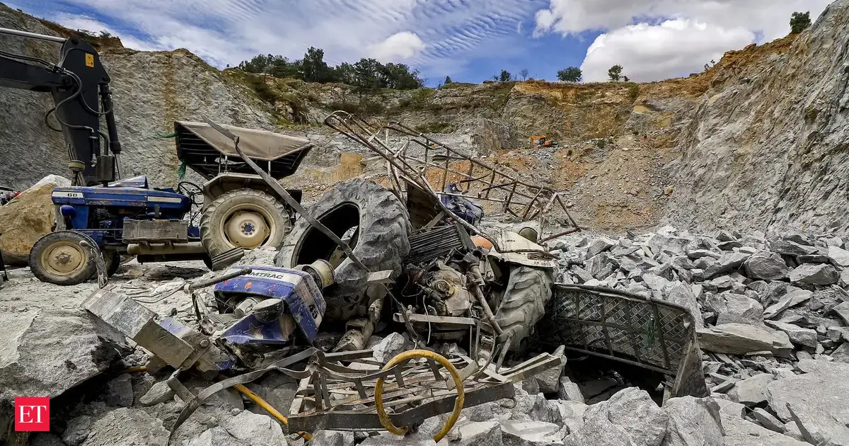 Eight Killed In Stone Quarry Collapse On Bengaluru Outskirts Cm Orders Probe
