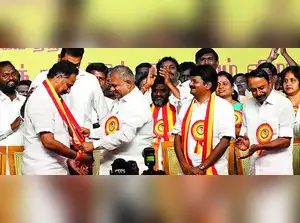 AIADMK Faces Fresh Setback as Senior Leaders Join TVK