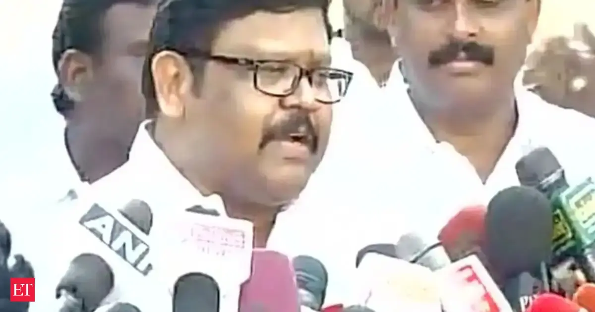 AIADMK faces another Jolt as Former Minister Vaigai Selvan resigns from party