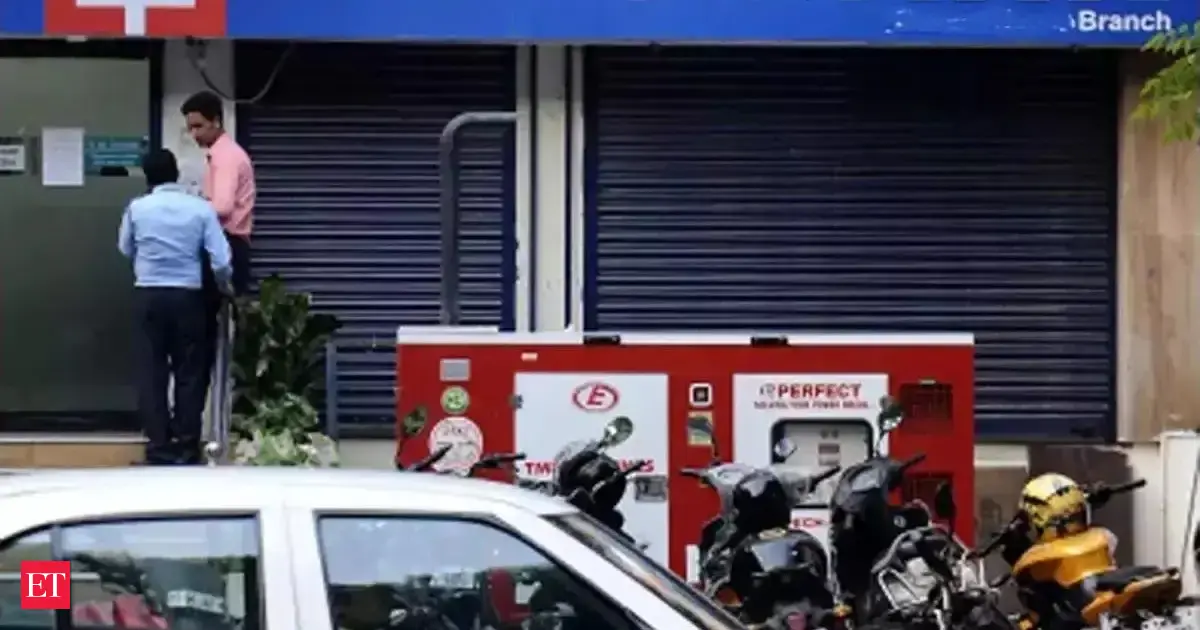 Hdfc Bank Reports 15 4 Advance Growth In June Quarter Outpaces System Deposits Cross Rs 31 7 Lakh Cr