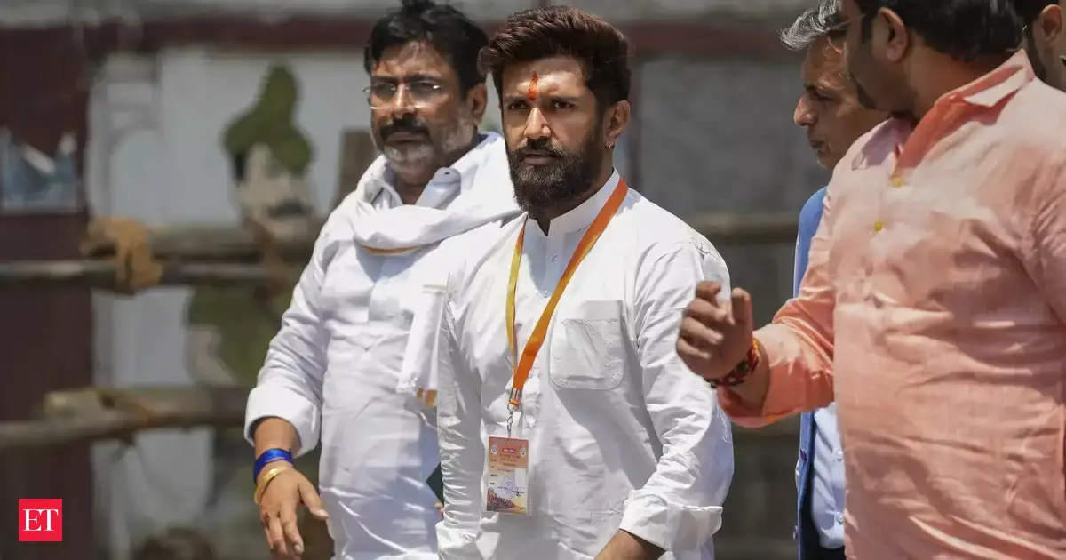 https://img.etimg.com/thumb/msid-132185866,width-1200,height-630,imgsize-105642,overlay-economictimes/articleshow.jpg