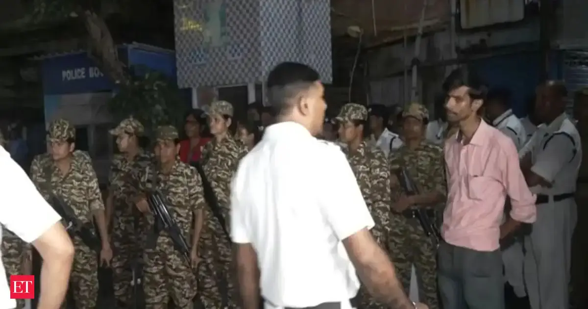 Central forces outside Mamata Banerjee's residence ahead of her Baruipur visit after 12-year girl's rape,