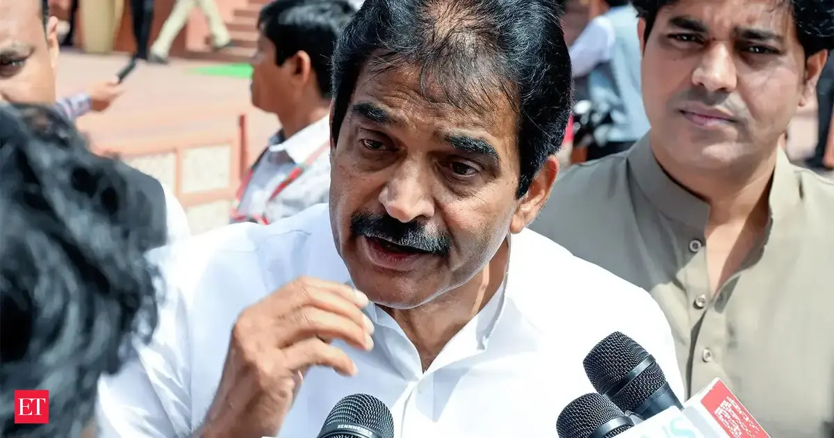Pot calling the kettle black: Cong slams VHP letter to police on claims made by opposition leaders on dona