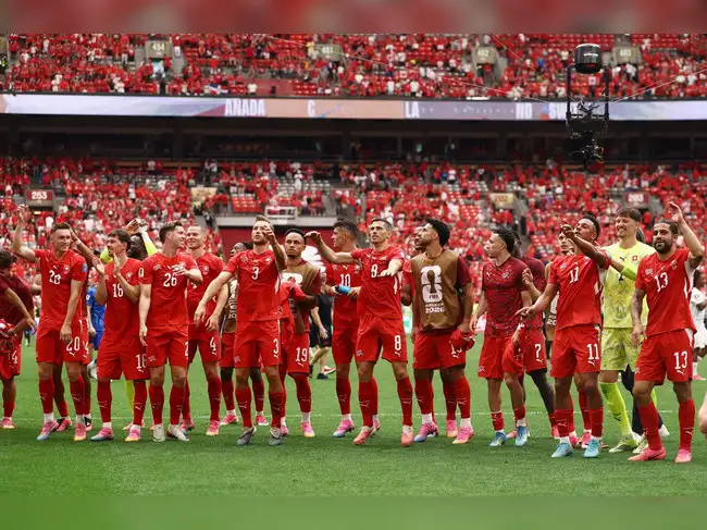 Switzerland v Colombia