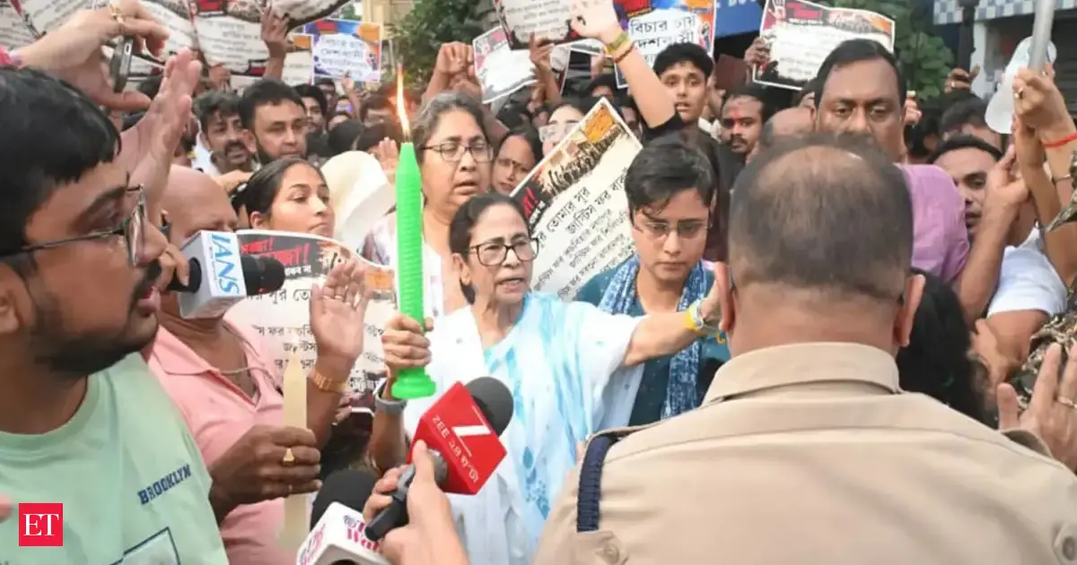 TMC, BJP workers clash during Baruipur rape-murder protest rally in Kolkata