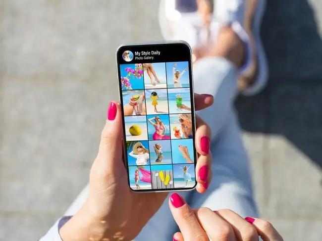People who never delete old photos may share a habit linked to 'autobiographical memory'