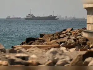 Iran says US attacks disrupt reopening of Strait of Hormuz, statement